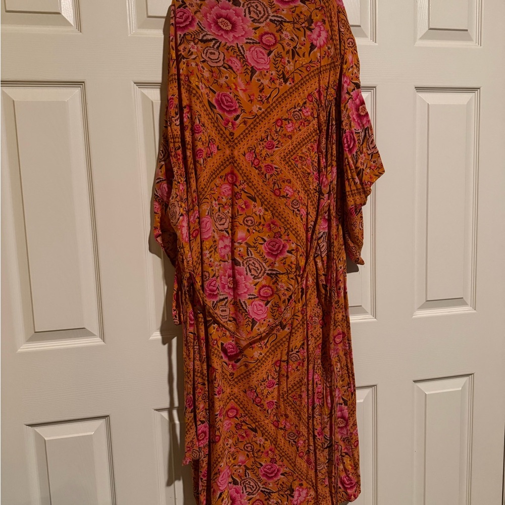 Spell Floral Maxi Kimono robe in Orange and Pink Amber Babushka  one size - Picture 2 of 5
